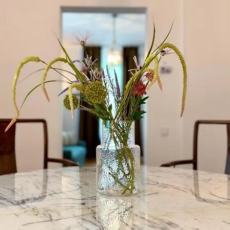 Apartment Elegance Through Time, Designed For Today - Calea Victoriei *