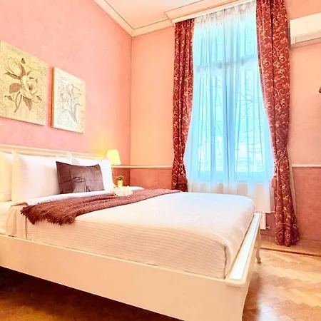 Apartment Elegance Through Time, Designed For Today - Calea Victoriei Bucharest