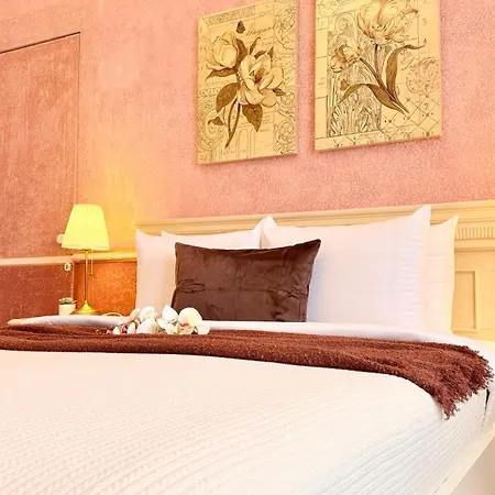 Elegance Through Time, Designed For Today - Calea Victoriei