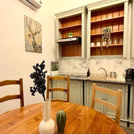 Elegance Through Time, Designed For Today - Calea Victoriei Apartment *