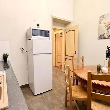 Elegance Through Time, Designed For Today - Calea Victoriei Apartament *